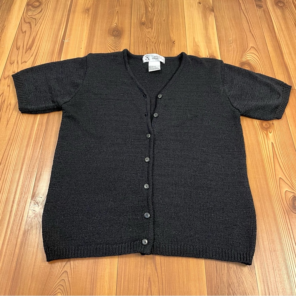 VTG Studio Collection Black Knit Short Sleeve V-Neck Cardigan Sweater Medium